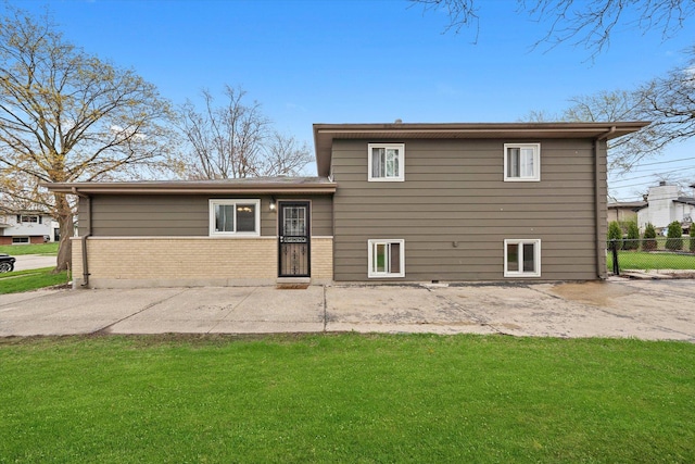 519 Chase St, Park Forest, IL 60466 - photo 3