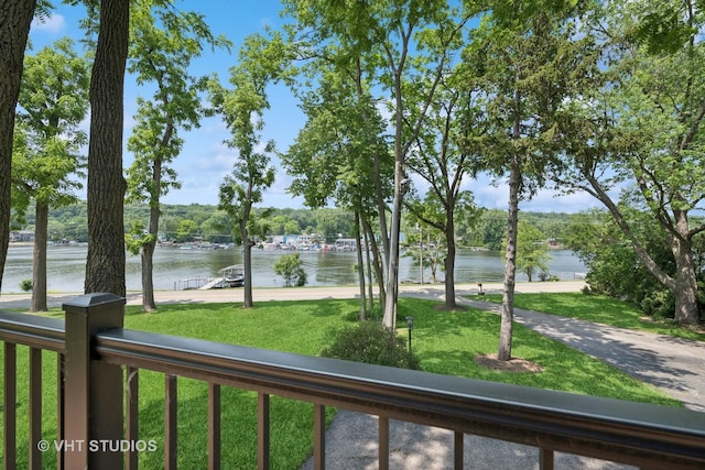 723 N River Rd, Algonquin, IL 60102 - water view