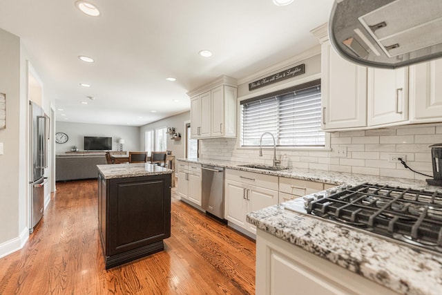 428 Oak Grove Cir, Wauconda, IL 60084 - photo 6