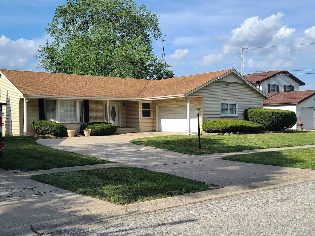 4500 175th Pl, Country Club Hills, IL 60478 - photo 1