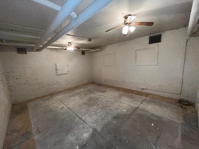 109 W Macon St, Clinton, IL 61727 - photo 5