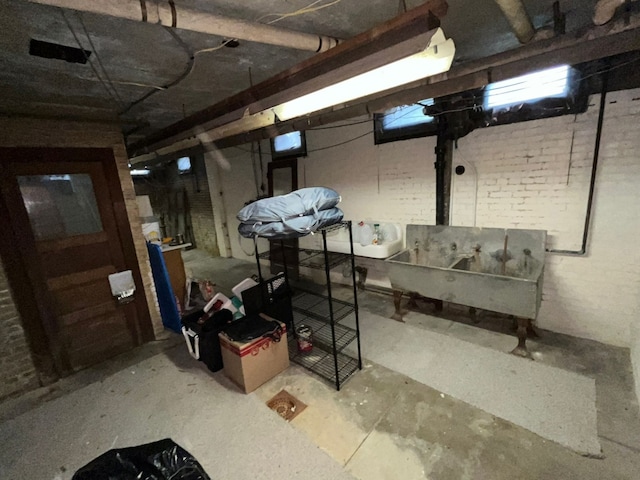 109 W Macon St, Clinton, IL 61727 - photo 9