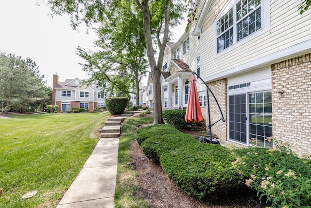 1114 Georgetown Way, Vernon Hills, IL 60061 - view of community with a yard