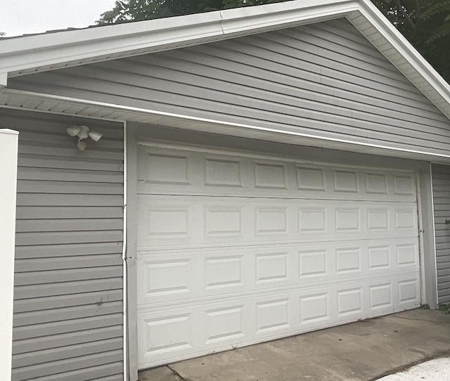 12200 S Lowe Ave, Chicago, IL 60628 - view of garage