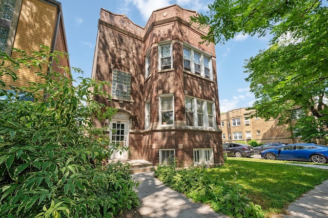 4946 N Mozart St, Chicago, IL 60625 - photo 2