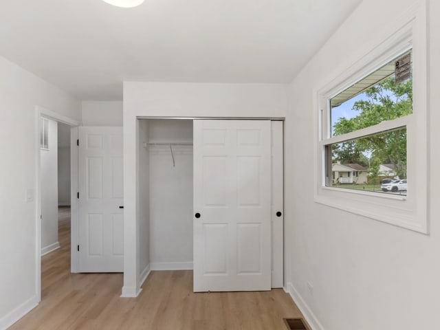 327 Marion Ct, Wheeling, IL 60090 - photo 21