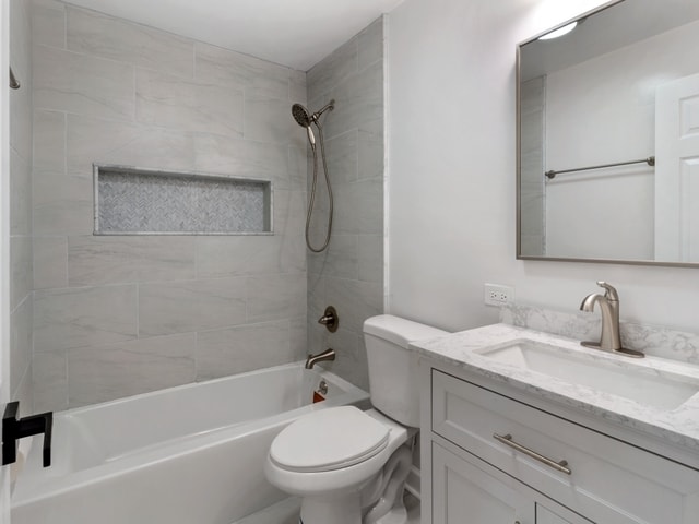 327 Marion Ct, Wheeling, IL 60090 - photo 24