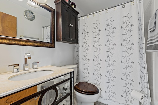 3513 Bordeaux Ct, Hazel Crest, IL 60429 - bathroom with vanity and a shower with curtain