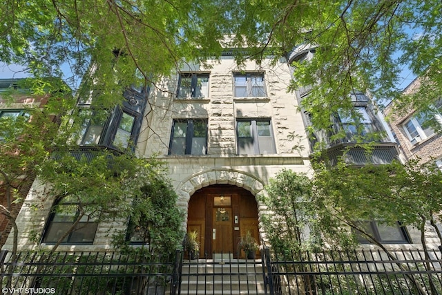 814 W Roscoe St Unit 3E, Chicago, IL 60657 - photo 1