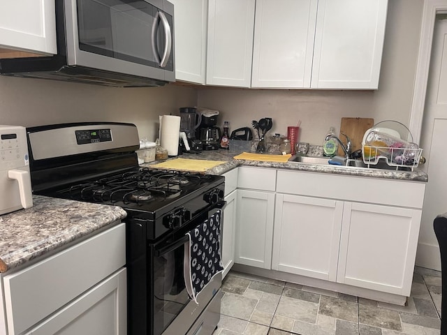 9931 S Ewing Ave, Chicago, IL 60617 - photo 2