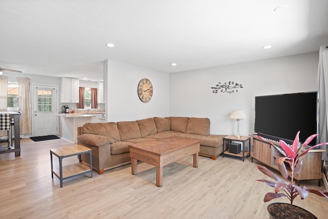 582 Phillips Cir, Antioch, IL 60002 - photo 5
