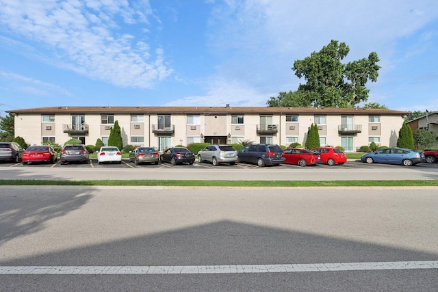 8999 Kennedy Dr Unit 102B, Des Plaines, IL 60016 - photo 2