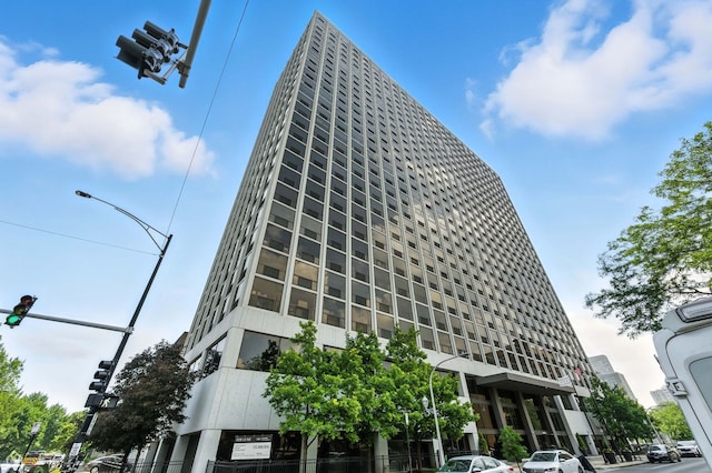 4343 N Clarendon Ave Unit 2317, Chicago, IL 60613 - photo 20