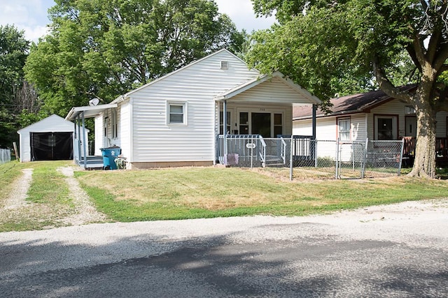 709 E Timber St, Pontiac, IL 61764 - photo 1