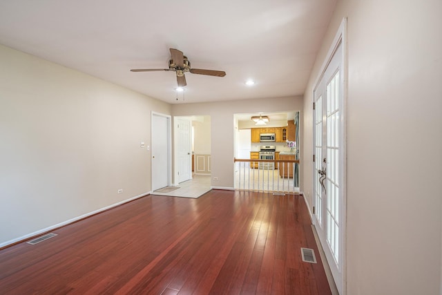 215 Annapolis Dr, Vernon Hills, IL 60061 - photo 15