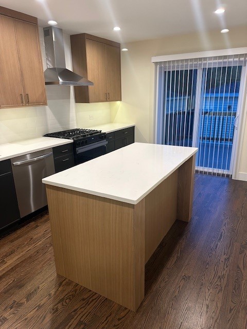5938 N Sacramento Ave, Chicago, IL 60659 - photo 11