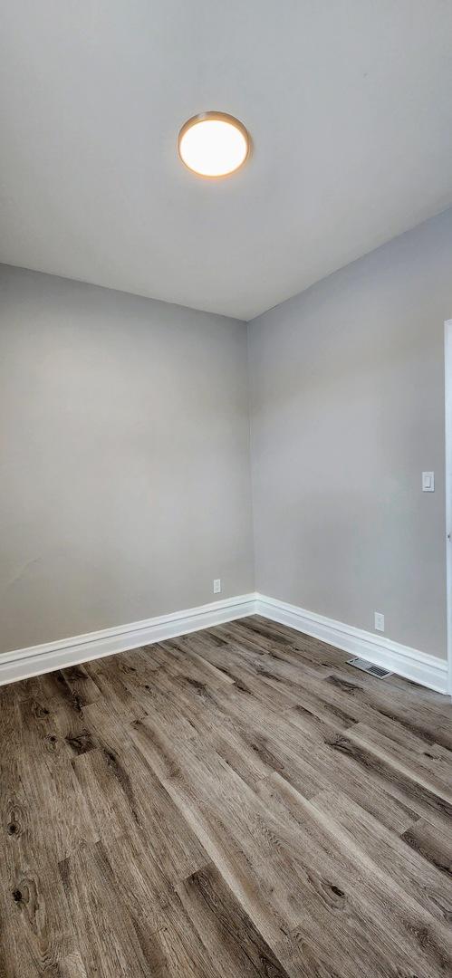 3816 W Montrose Ave, Chicago, IL 60618 - photo 7