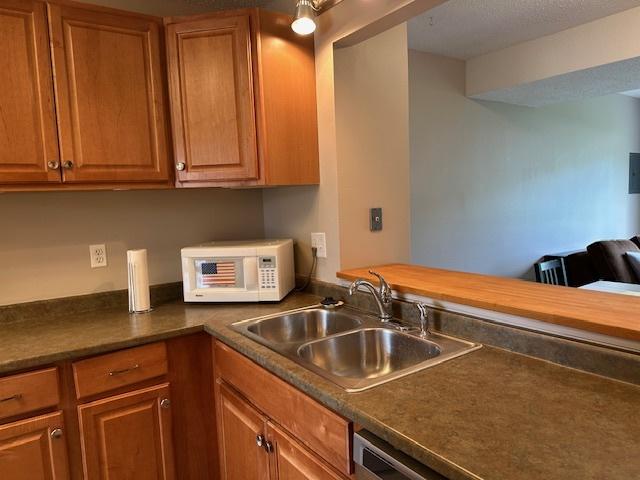 700 N Adelaide St Unit 85, Normal, IL 61761 - photo 4