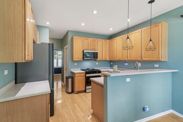 2735 Hillsboro Blvd, Aurora, IL 60503 - photo 9