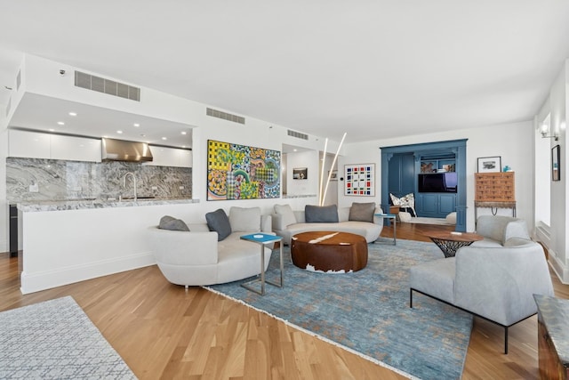 161 E Chicago Ave Unit 38A, Chicago, IL 60611 - photo 8