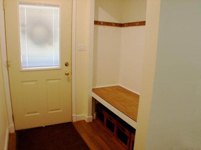 613 Bonniebrook Ave, Mundelein, IL 60060 - photo 2