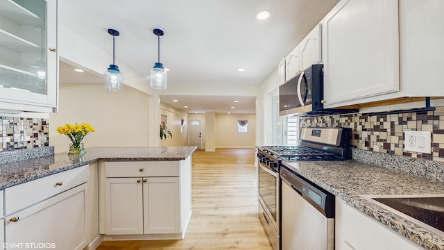 16051 W Des Plaines Dr, Libertyville, IL 60048 - photo 12