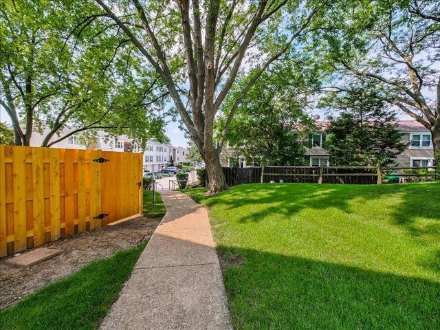 1968 Holbrook Ln, Hoffman Estates, IL 60169 - photo 31