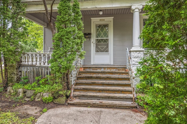 404 S Chicago Ave, Rockford, IL 61104 - photo 2