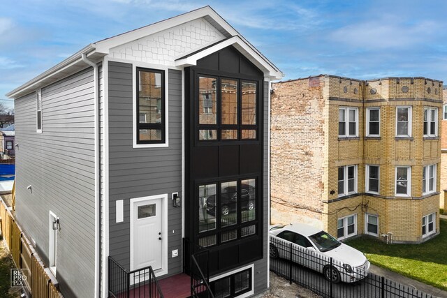 4241 W Walton St, Chicago, IL 60651 - photo 2