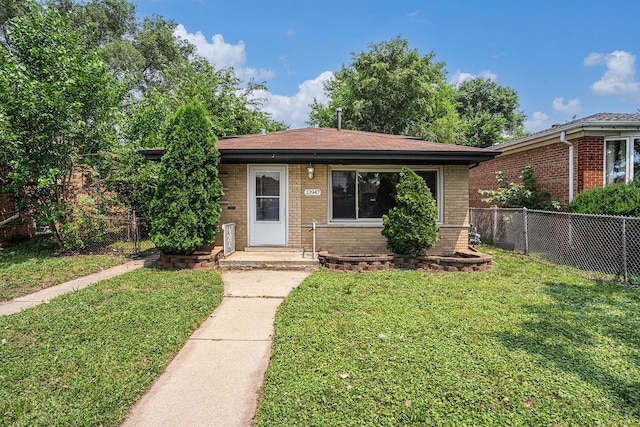 13947 S Saginaw Ave, Burnham, IL 60633 - photo 1