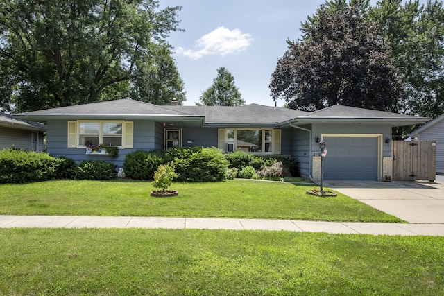616 W 6th St, Belvidere, IL 61008 - photo 1