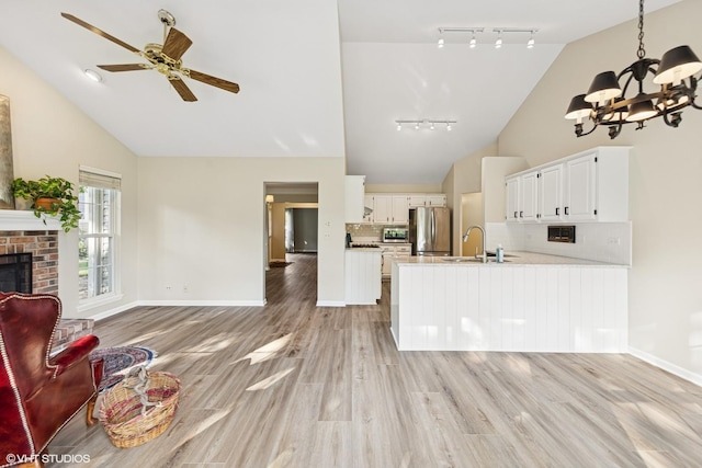 639 Clover Hill Ln, Elk Grove Village, IL 60007 - photo 14