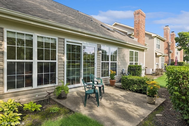 639 Clover Hill Ln, Elk Grove Village, IL 60007 - photo 4