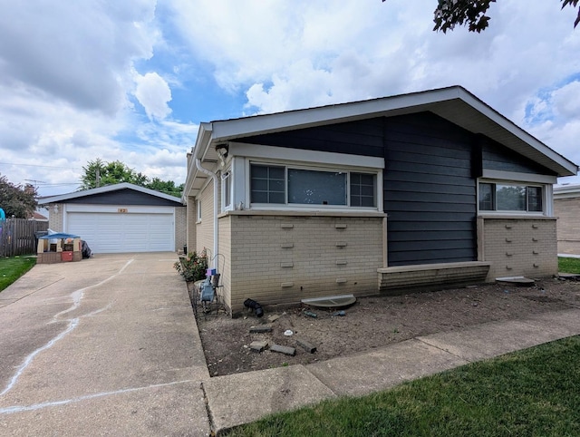 42 Fernwood Dr, Glenview, IL 60025 - photo 1