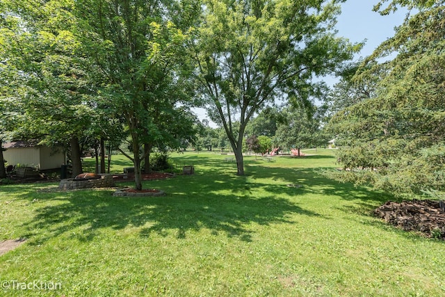 7004 Roberts Dr, Woodridge, IL 60517 - photo 23