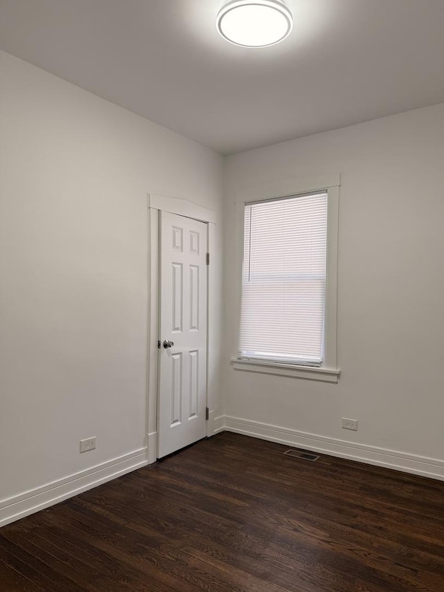 11949 S Yale Ave, Chicago, IL 60628 - photo 10