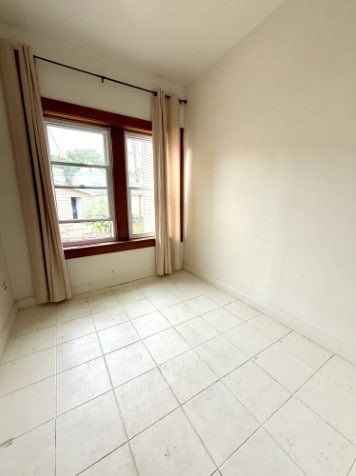 1630 W 38th Pl, Chicago, IL 60609 - photo 9
