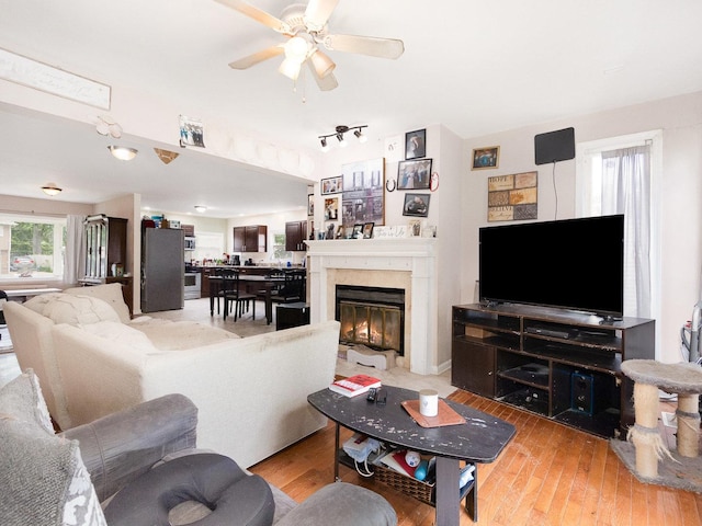 325 Greencrest Dr, Bolingbrook, IL 60440 - photo 5