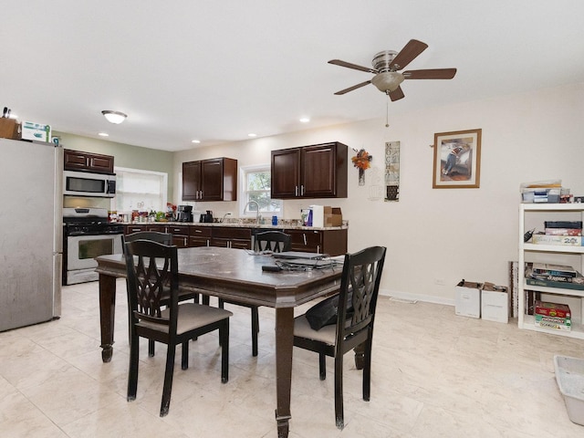 325 Greencrest Dr, Bolingbrook, IL 60440 - photo 7