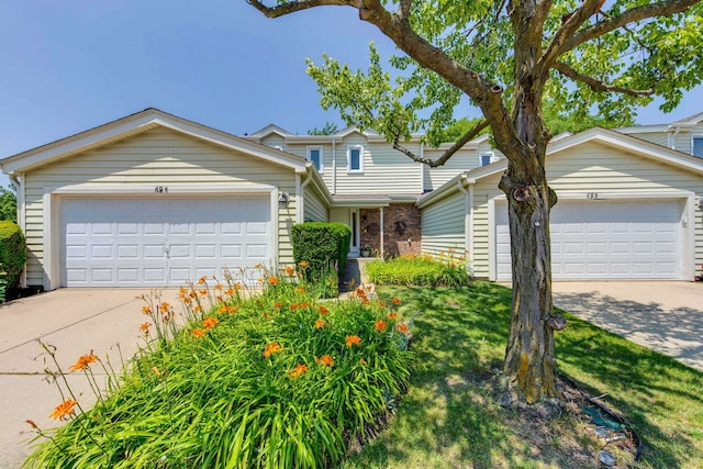 695 London Sq, Hoffman Estates, IL 60169 - photo 1