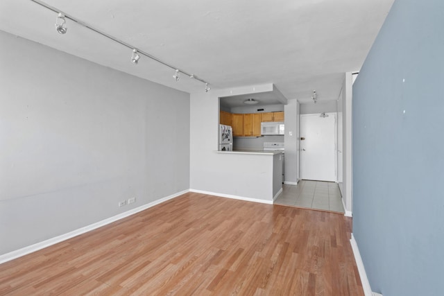 1360 N Sandburg Ter Unit 2704C, Chicago, IL 60610 - photo 4