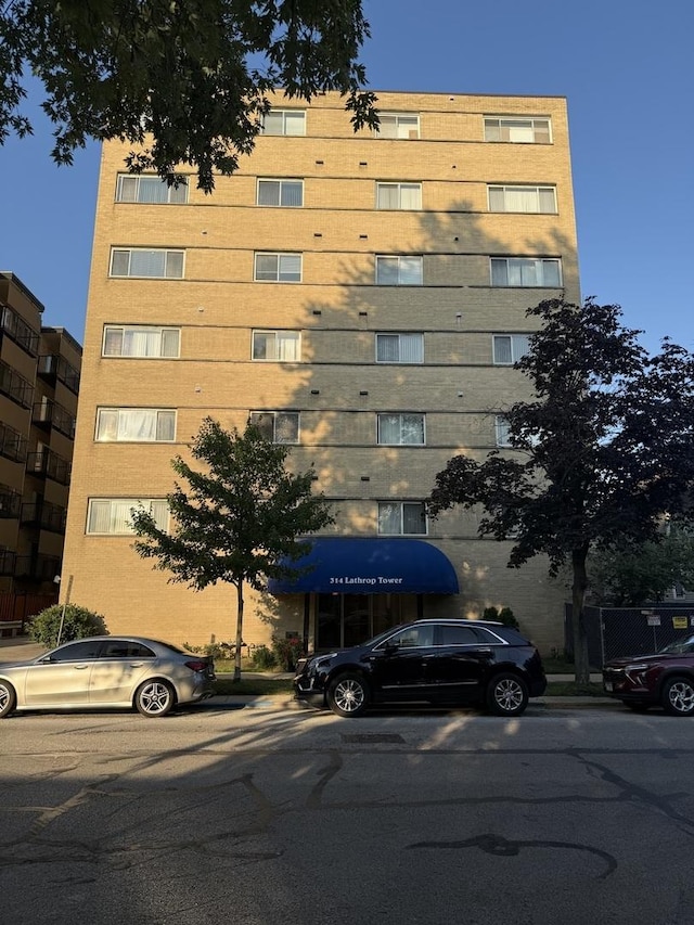 314 Lathrop Ave Unit 502, Forest Park, IL 60130 - photo 1