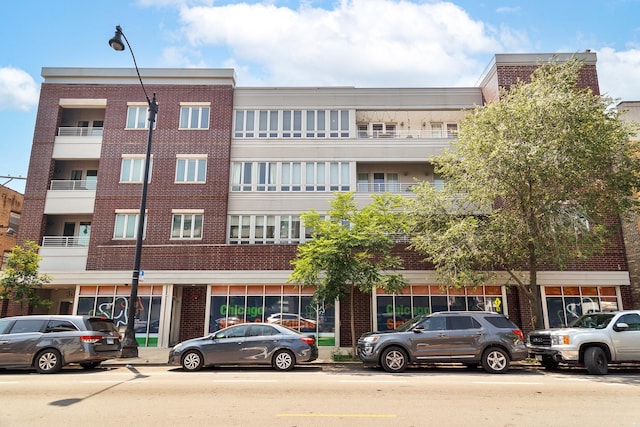 3021 W Armitage Ave Unit 402, Chicago, IL 60647 - photo 2