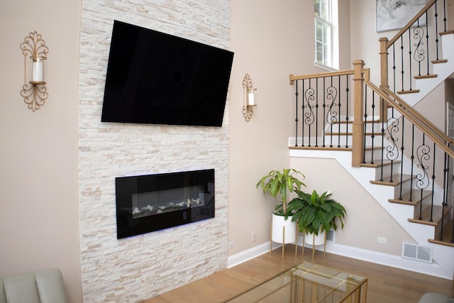 5451 Elizabeth Pl Unit 0, Rolling Meadows, IL 60008 - living area with wood finished floors and stairway