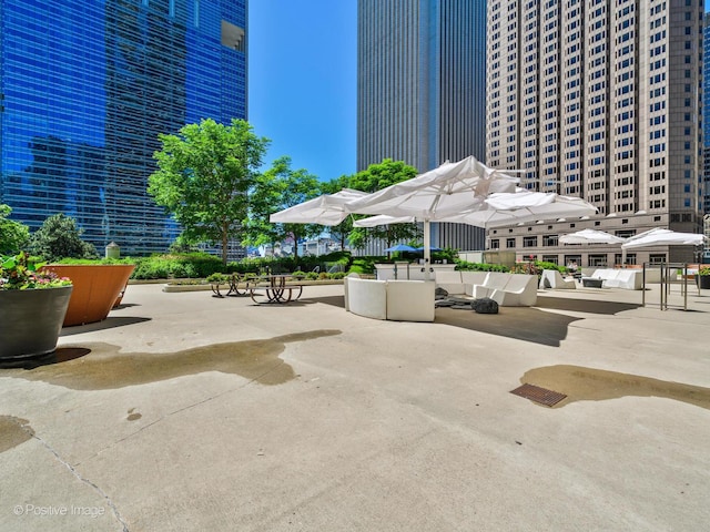 225 N Columbus Dr Unit 7207, Chicago, IL 60601 - view of property's community with a patio