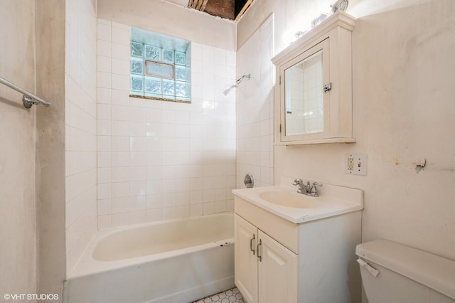 2316 W Byron St Unit 2, Chicago, IL 60618 - photo 8