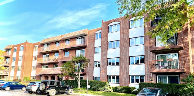 2066 Saint Johns Ave Unit 304, Highland Park, IL 60035 - photo 2