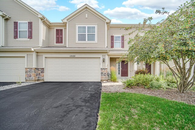 1325 Newport Cir, Pingree Grove, IL 60140 - photo 2