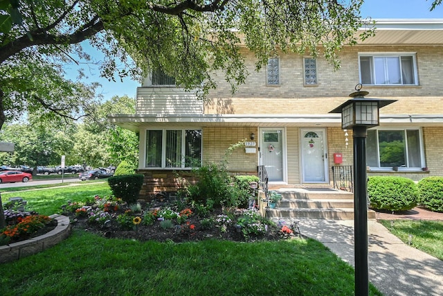1927 Lee St, Evanston, IL 60202 - photo 1