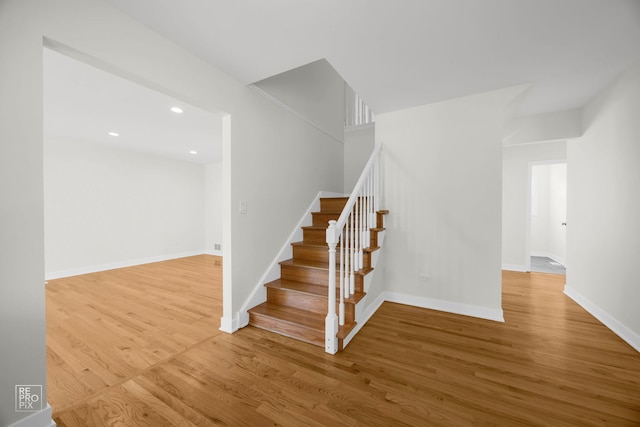622 Stuart Dr, Carol Stream, IL 60188 - photo 2
